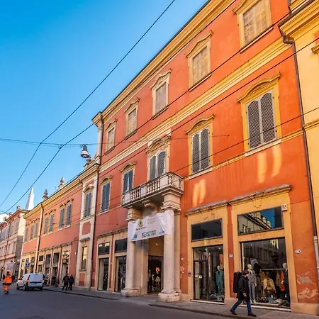 Emilia Palace Apartman