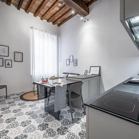 Apartment Emilia Palace
