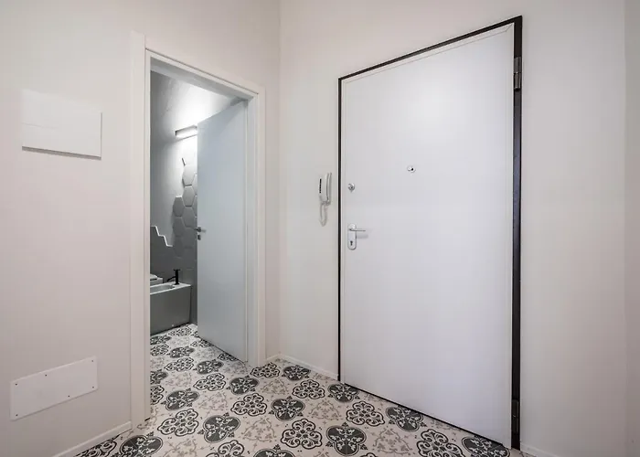 Emilia Palace * Modena