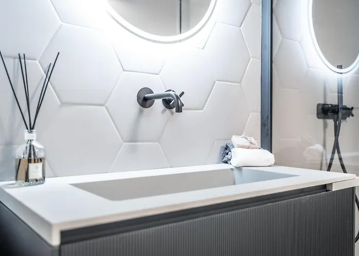 Emilia Palace * Modena