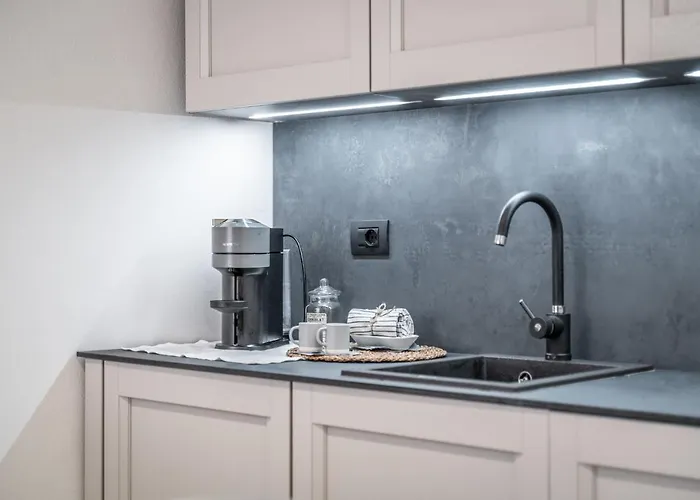 Apartment Emilia Palace *